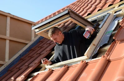 Pose de fenêtres de toit Velux à Chazelles
